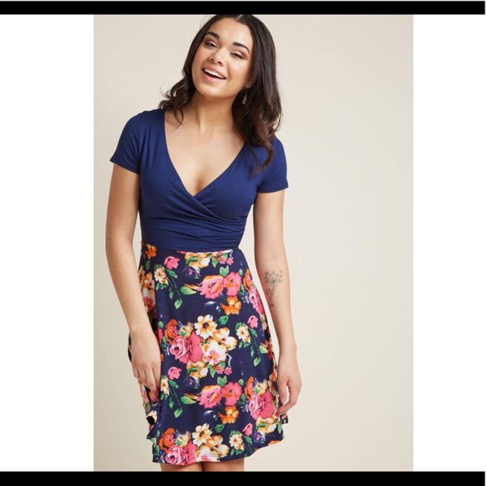 ModCloth Gilli navy floral dress